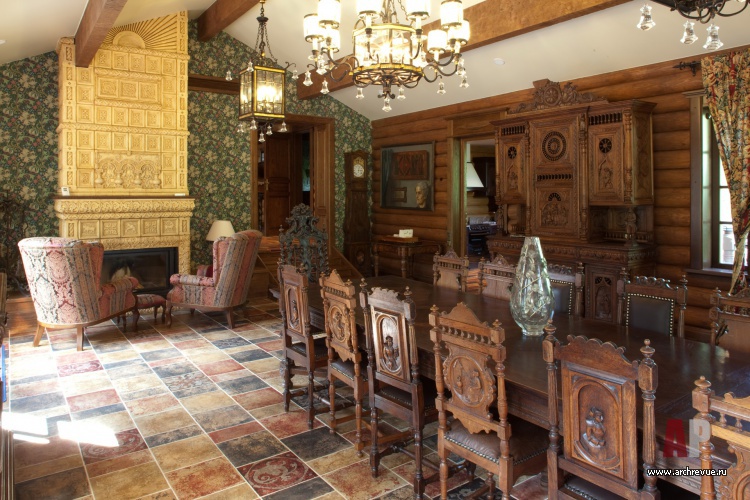 Фото гостиной гостевого деревянного дома