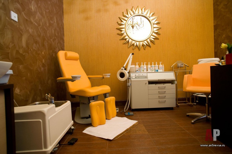 Фото интерьера кабинета косметологии салона красоты в стиле фьюжн