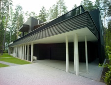 Фото фасада загородного дома в стиле минимализм
