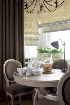 Фото интерьера столовой квартиры в стиле Прованс
