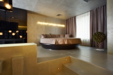 Фото интерьера спальни небольшой квартиры в стиле хай-тек