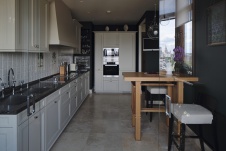 Фото интерьера кухни квартиры в современном стиле