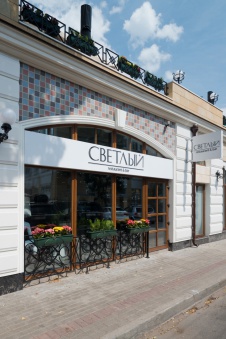 Фото фасада ресторана в современном стиле