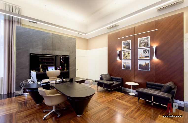 Фото интерьера приемной офиса в современном стиле