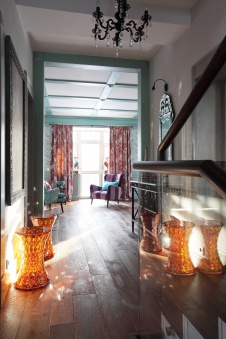 Фото интерьера коридора дома в стиле фьюжн