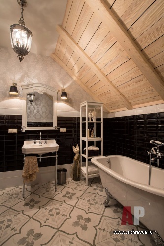 Фото интерьера ванной дома в стиле шале