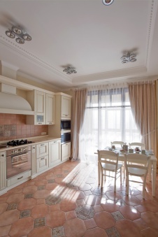 Фото интерьера кухни многоуровневой квартиры, пентхауса в восточном стиле