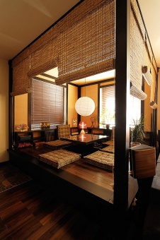 Фото интерьера столовой небольшой квартиры в восточном стиле