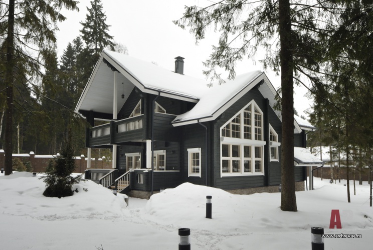 Фото фасада небольшого дома в скандинавском стиле