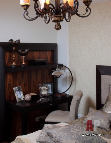 Фото интерьера спальни в современном классическом стиле 
