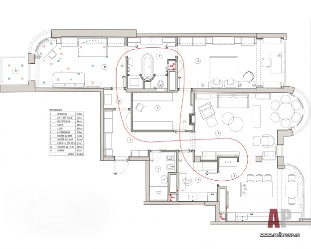 Планировка семейной 3-х комнатной квартиры с эркером и тремя балконами в новостройке.