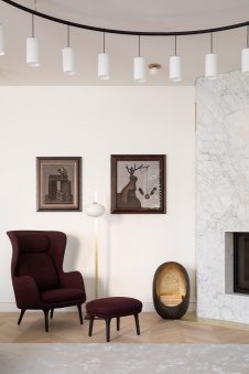 Фото интерьера каминной квартиры в современном стиле
