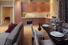 Фото интерьера кухни небольшой квартиры в неоклассическом стиле