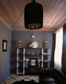 Фото интерьера кабинета двухэтажного дома в стиле фьюжн