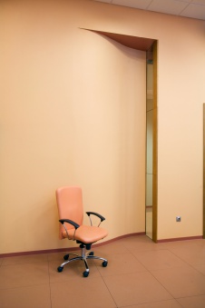 Фото интерьера холла офиса в неоклассическом стиле