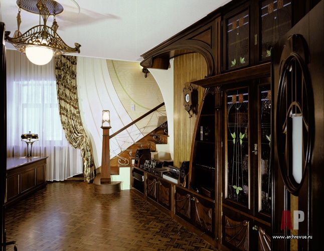 Фото интерьера лестничного холла дома в стиле модерн