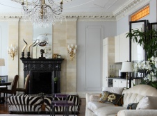 Фото интерьера каминной небольшой квартиры в стиле фьюжн