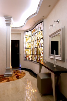 Фото интерьера входной зоны небольшой квартиры в стиле ар-деко