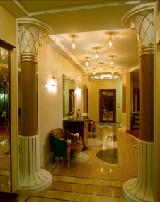 Фото интерьера коридора квартиры в стиле ар-деко