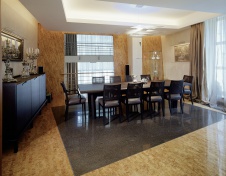 Фото интерьера столовой дома в современном стиле