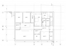 Планировка 1 этажа 2-х этажного дома. Приватный этаж расположен на нижнем уровне.