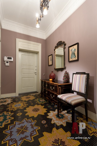 Фото интерьера входной зоны квартиры в стиле неоклассика