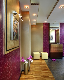 Фото интерьера входной зоны квартиры в стиле ар-деко