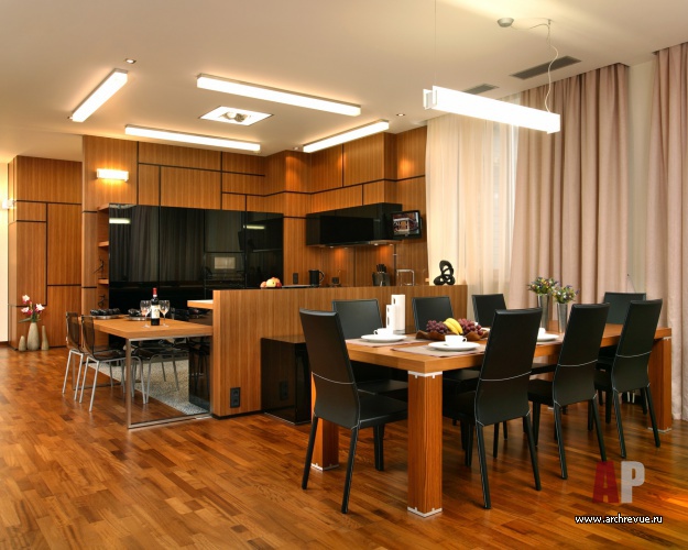 Фото интерьера кухни дома в современном стиле