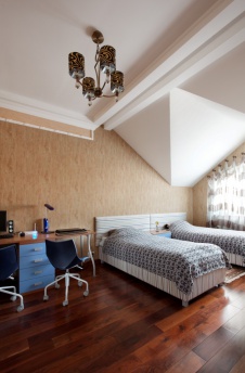 Фото интерьера детской дома в стиле неоклассика