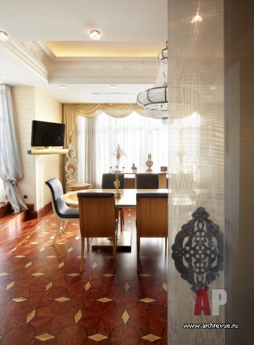 Фото интерьера столовой квартиры в восточном стиле