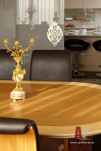 Фото интерьера столовой квартиры в восточном стиле