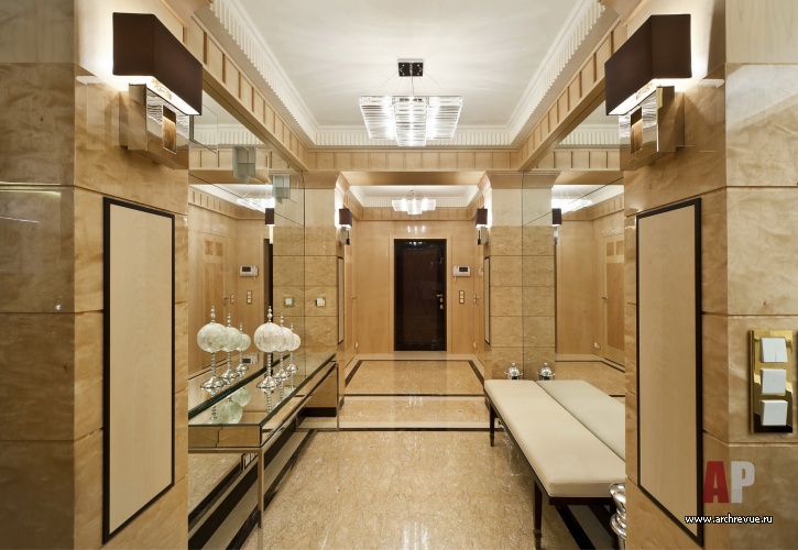 Фото интерьера входной зоны квартиры в стиле ар-деко