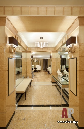 Фото интерьера входной зоны квартиры в стиле ар-деко