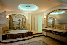 Фото интерьера санузла дома в классическом стиле