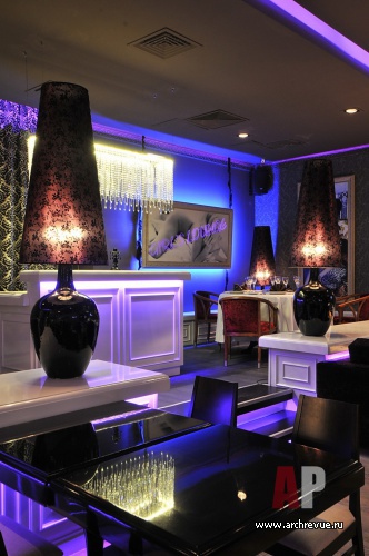Фото интерьера зала ресторана в стиле гламур