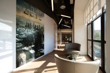 Фото интерьера холла зоны офиса в стиле фьюжн
