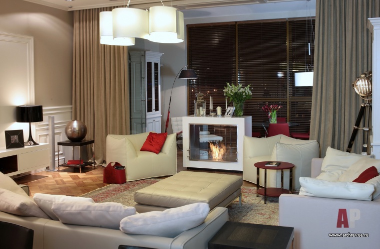 Фото интерьера каминной квартиры в стиле фьюжн