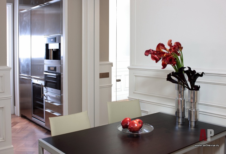 Фото интерьера кухни квартиры в стиле фьюжн