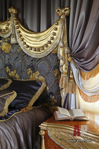 Фото интерьера спальни дома в дворцовом стиле