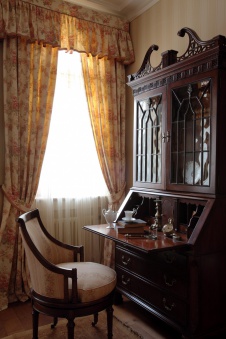 Фото интерьера кабинета деревянного дома в английском стиле