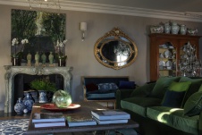 Фото интерьера каминной квартиры в стиле эклектика