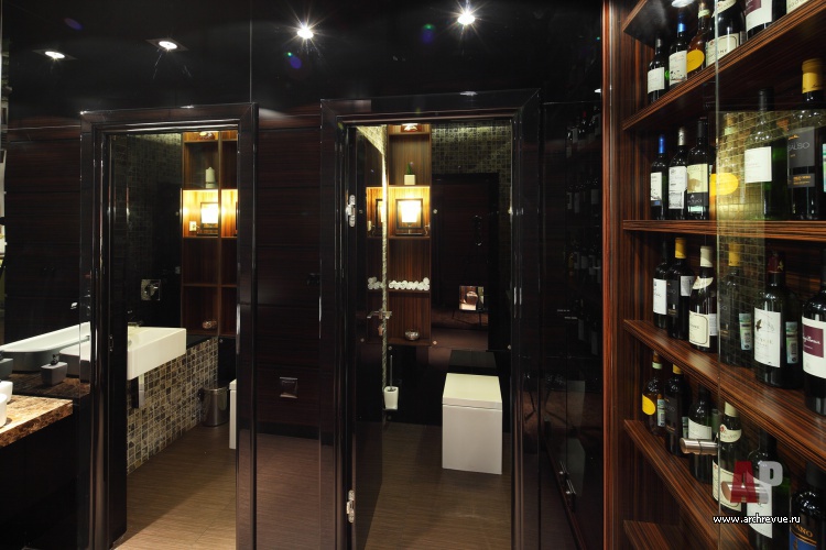 Фото интерьера санузла ресторана в стиле фьюжн