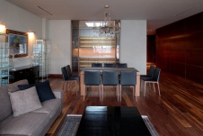 Фото интерьера гостиной квартиры в современном стиле