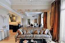 Фото интерьера гостиной квартиры в классическом стиле