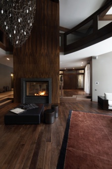 Фото интерьера каминной дома в современном стиле