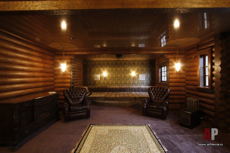 Фото домашнего кинотеатра гостевого деревянного дома