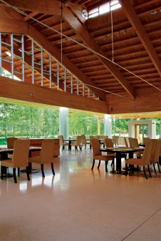 Фото интерьеров гольф-клуба в Пирогово