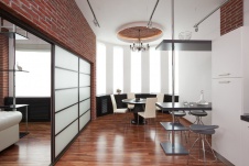 Фото интерьера кухни-столовой квартиры для холостяка