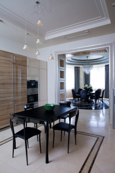 Фото интерьера кухни дома в стиле ар-деко