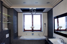 Фото интерьера санузла дома в стиле ар-деко